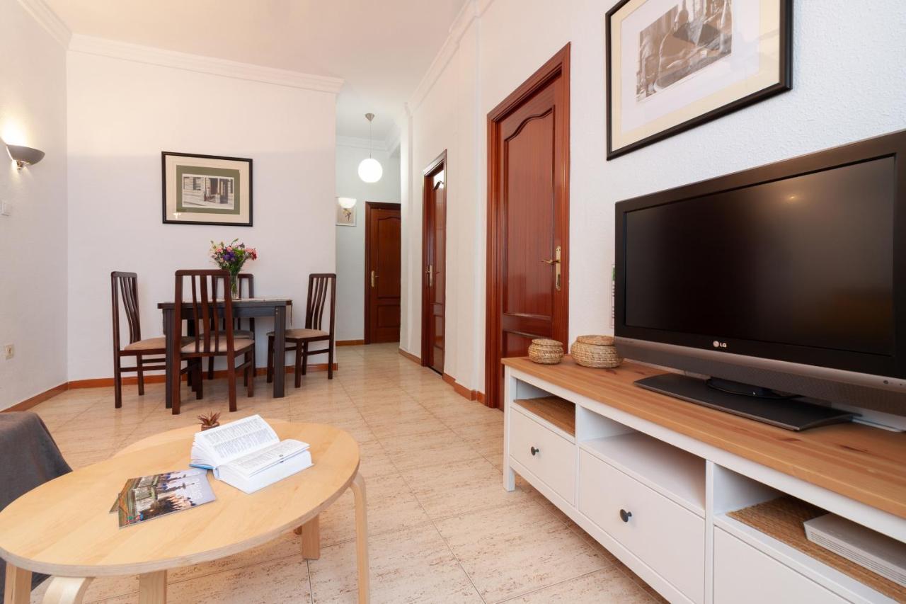 Sea & Wave Soho Family Apartment Малага Экстерьер фото