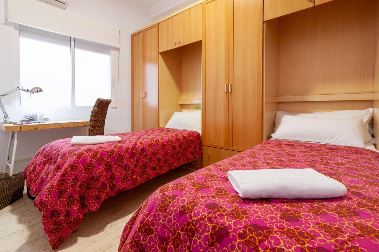 Sea & Wave Soho Family Apartment Малага Экстерьер фото