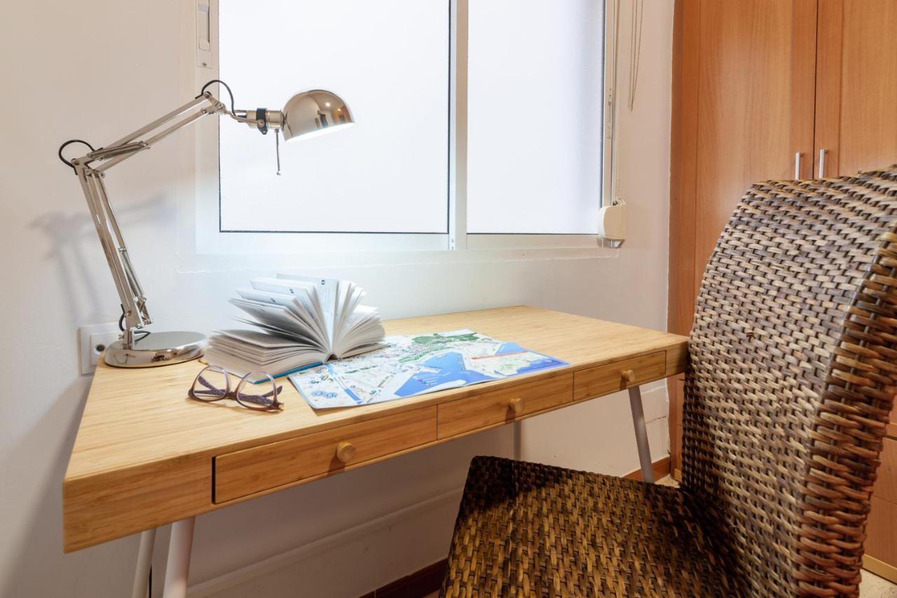 Sea & Wave Soho Family Apartment Малага Экстерьер фото