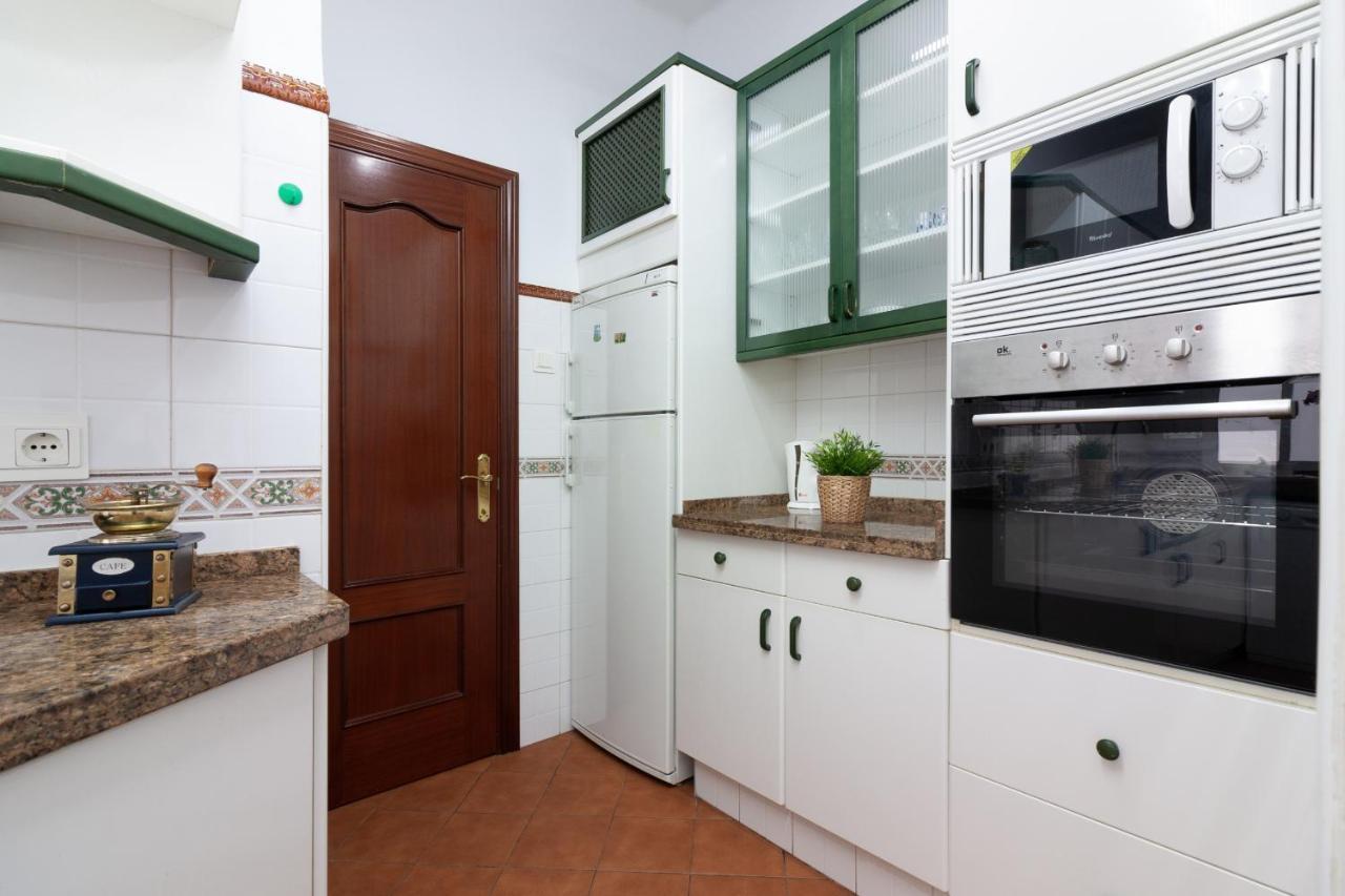 Sea & Wave Soho Family Apartment Малага Экстерьер фото